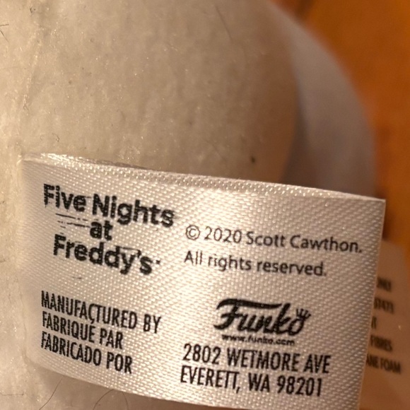 Funko Five Nights at Freddy's Security Breach Plush Vannie - Picture 4 of 4
